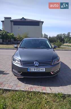 Седан Volkswagen Passat 2012 в Полтаві
