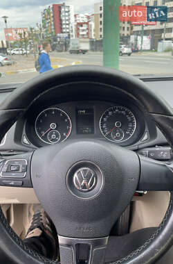 Седан Volkswagen Passat 2014 в 