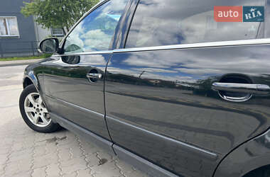 Универсал Volkswagen Passat 2005 в 
