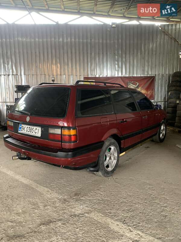 Універсал Volkswagen Passat 1988 в Кременці