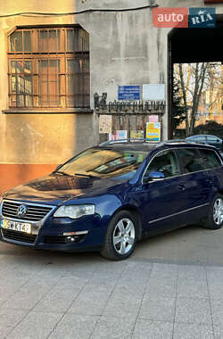Універсал Volkswagen Passat 2005 в Сумах
