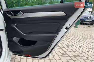 Универсал Volkswagen Passat 2017 в 