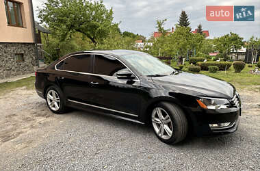 Седан Volkswagen Passat 2013 в Львові