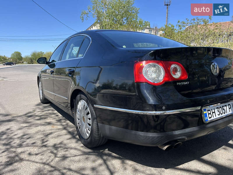Седан Volkswagen Passat 2008 в Овідіополі