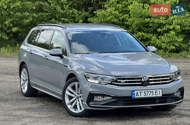Универсал Volkswagen Passat 2023 в Долине