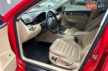 Универсал Volkswagen Passat 2011 в 
