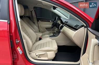 Универсал Volkswagen Passat 2011 в 
