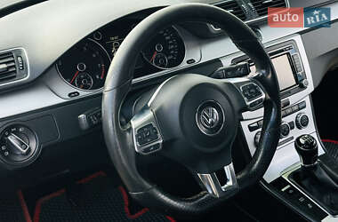 Седан Volkswagen Passat 2012 в 