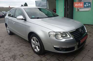 Седан Volkswagen Passat 2009 в Шептицькому