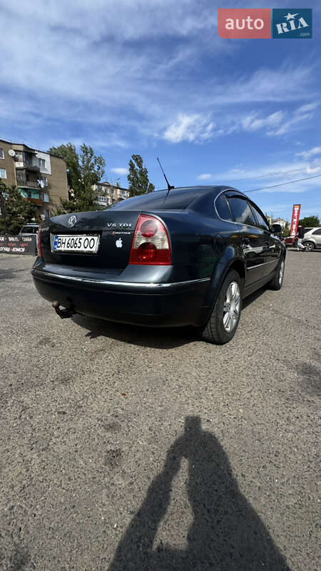 Седан Volkswagen Passat 2002 в Белгороде-Днестровском