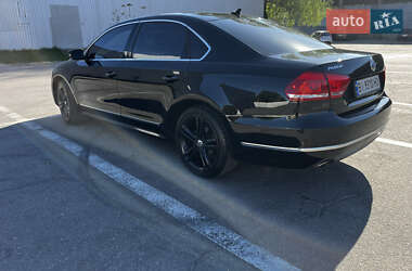 Седан Volkswagen Passat 2012 в 