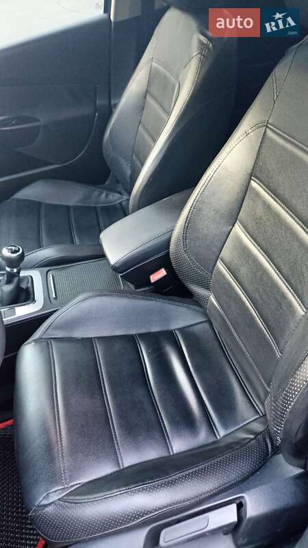 Универсал Volkswagen Passat 2006 в Днепре фото 17 Универсал Volkswagen Passat 2006 в Днепре