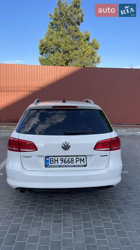 Универсал Volkswagen Passat 2012 в Измаиле