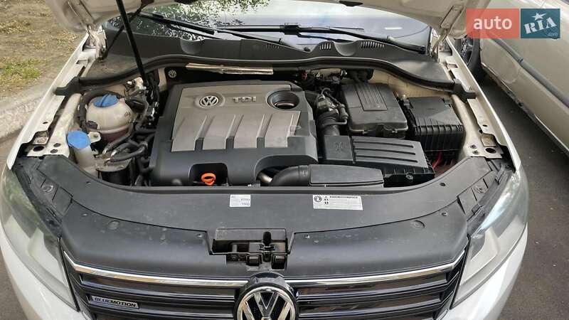 Универсал Volkswagen Passat 2012 в Измаиле