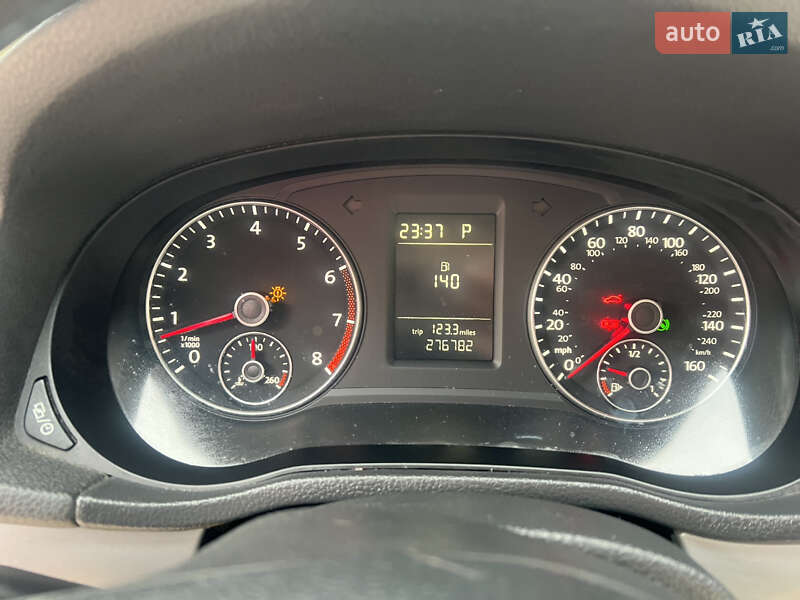 Седан Volkswagen Passat 2014 в Ахтырке фото 19 Седан Volkswagen Passat 2014 в Ахтырке