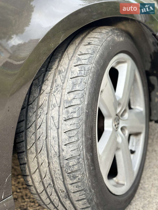 Универсал Volkswagen Passat 2013 в Стрые фото 14 Универсал Volkswagen Passat 2013 в Стрые