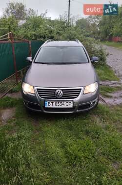 Універсал Volkswagen Passat 2006 в Вінниці