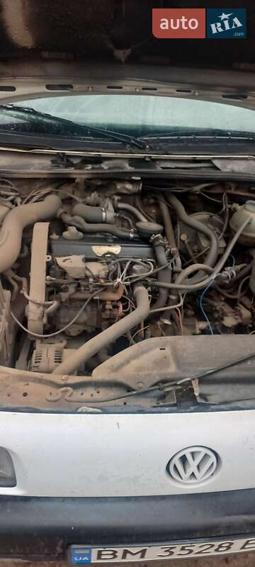 Универсал Volkswagen Passat 1993 в Кролевце