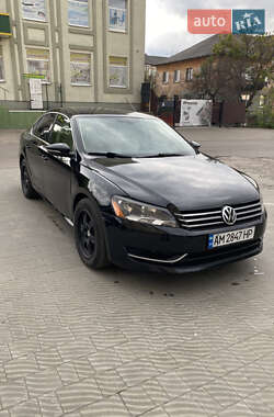 Седан Volkswagen Passat 2012 в Дубровиці