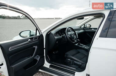 Универсал Volkswagen Passat 2017 в 