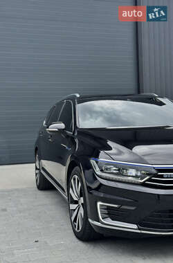 Універсал Volkswagen Passat 2015 в 