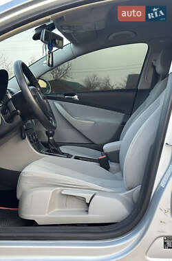 Седан Volkswagen Passat 2007 в 