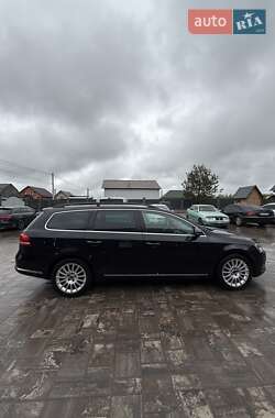 Універсал Volkswagen Passat 2012 в 