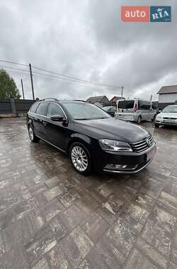 Универсал Volkswagen Passat 2012 в Житомире