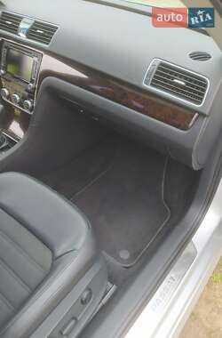 Седан Volkswagen Passat 2014 в 