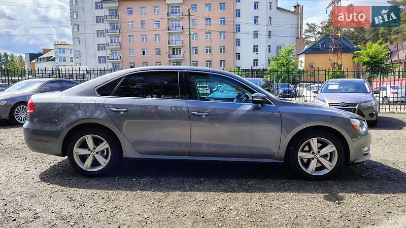 Седан Volkswagen Passat 2015 в Києві