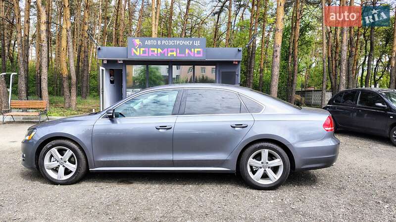 Седан Volkswagen Passat 2015 в Києві