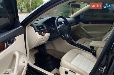 Седан Volkswagen Passat 2013 в 