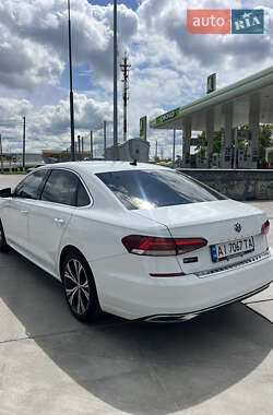 Седан Volkswagen Passat 2021 в 