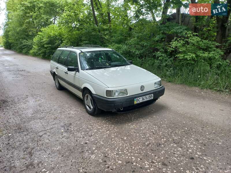 Универсал Volkswagen Passat 1990 в Львове
