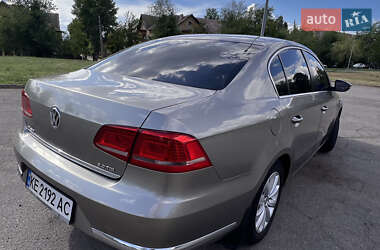 Седан Volkswagen Passat 2012 в 