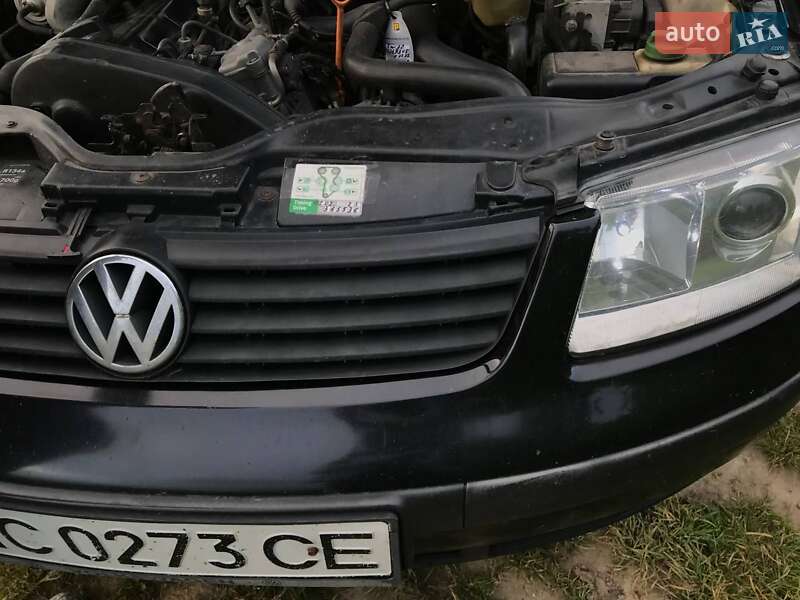 Седан Volkswagen Passat 1999 в Нововолынске
