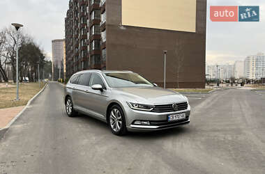 Универсал Volkswagen Passat 2015 в Чернигове