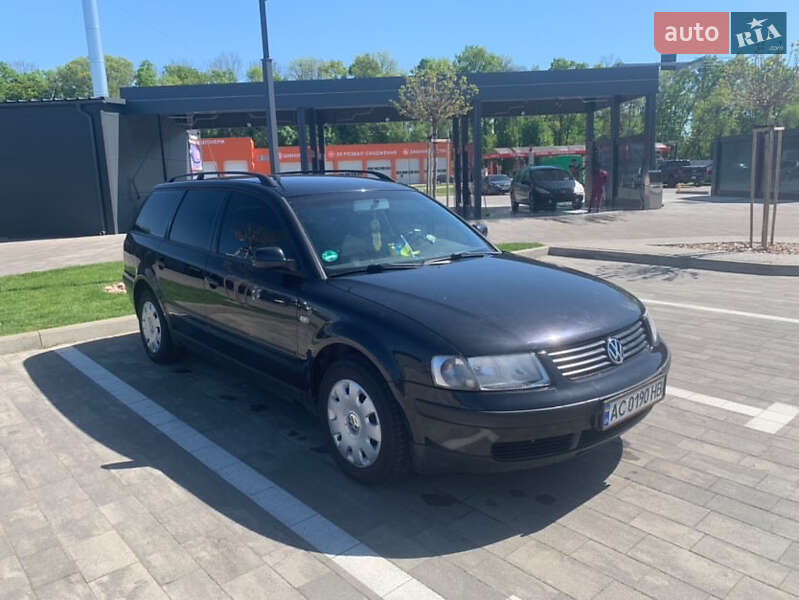 Универсал Volkswagen Passat 2000 в Турийске