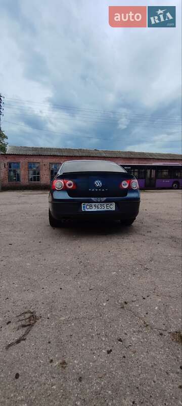 Седан Volkswagen Passat 2006 в Чернигове