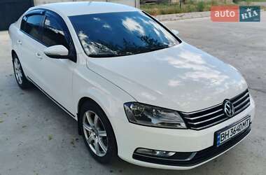 Седан Volkswagen Passat 2012 в 