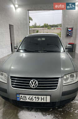 Седан Volkswagen Passat 2001 в Ямполе