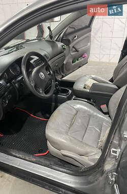 Седан Volkswagen Passat 2001 в 