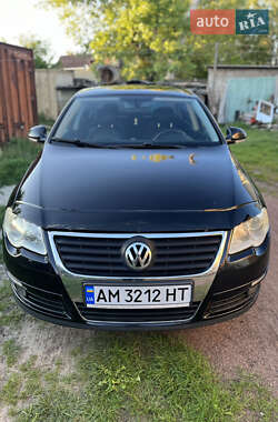 Седан Volkswagen Passat 2008 в Коростене