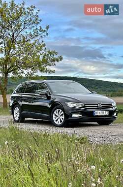 Универсал Volkswagen Passat 2020 в Бродах