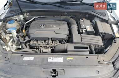 Седан Volkswagen Passat 2017 в 