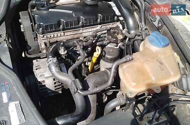 Универсал Volkswagen Passat 2001 в 