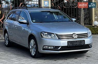 Универсал Volkswagen Passat 2011 в Сарнах