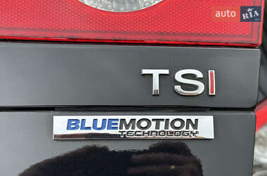 Універсал Volkswagen Passat 2009 в 