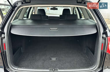 Універсал Volkswagen Passat 2009 в 