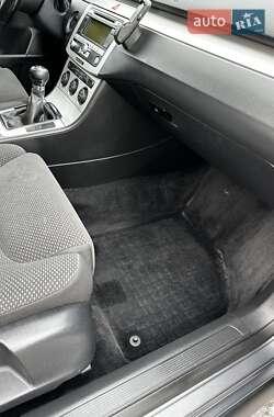 Универсал Volkswagen Passat 2008 в 